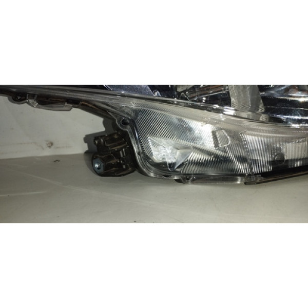 Farol Lado Direito Toyota Yaris 2019