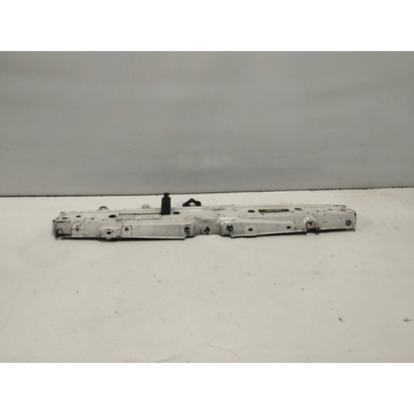 Travessa Superior Frontal Toyota Etios 2021