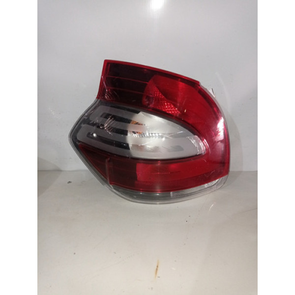 Lanterna Lado Esquerdo Fiat Mobi 2020