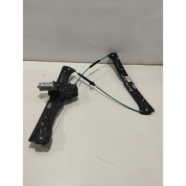 Máquina De Vidro Dianteira Direita Bmw 120i 2016