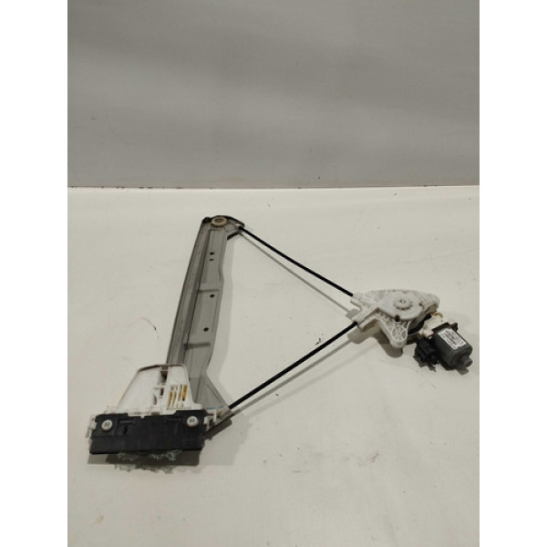 Máquina De Vidro Dianteira Esquerda Volkswagen Robust 