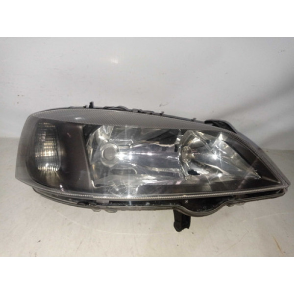 Farol Lado Direito Chevrolet Celta 2002 Recuperado