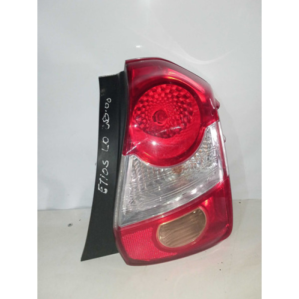 Lanterna Lado Direito Toyota Etios Hatch 2015