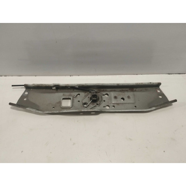 Travessa Superior Frontal Chevrolet Corsa 