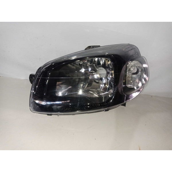 Farol Lado Esquerdo Fiat Uno 2017