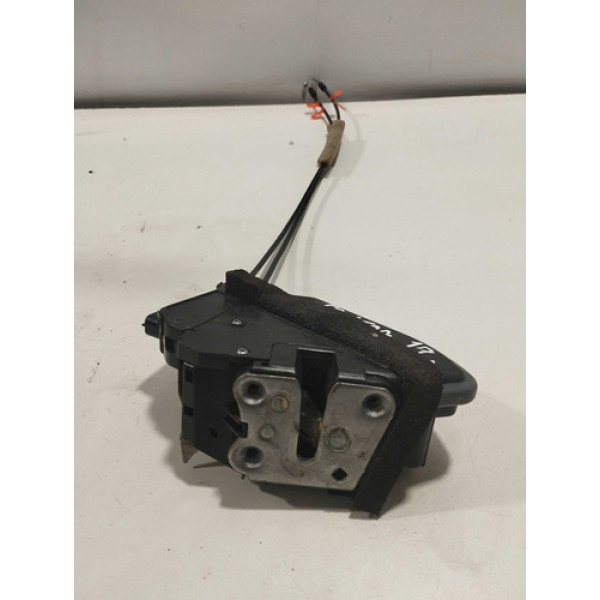 Fechadura Da Porta Dianteira Direita Nissan Sentra 2017