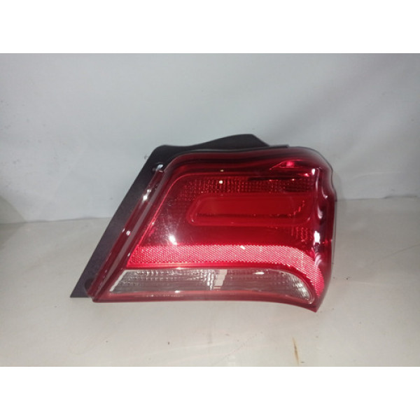 Lanterna Lado Direito Chevrolet Onix Ltz 2018