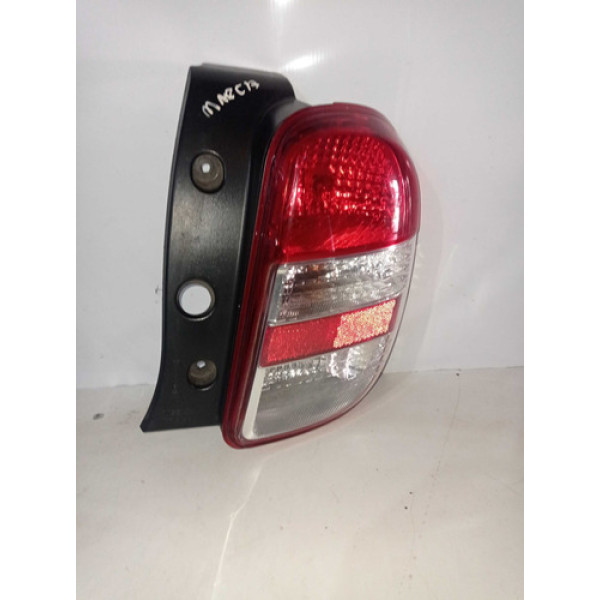 Lanterna Lado Direito Nissan March 2015