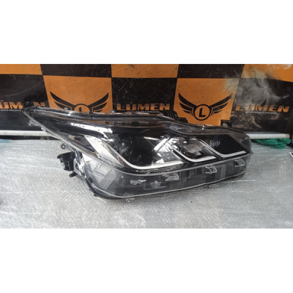 Farol Lado Direito Toyota Corolla 2022 Recuperado