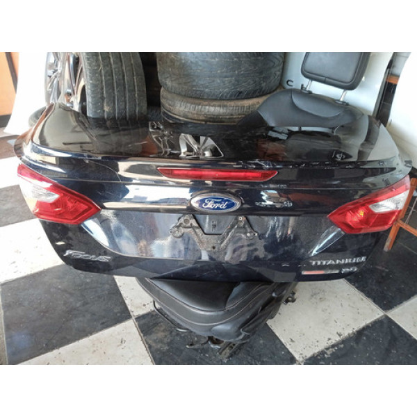 Tampa Porta Malas Traseira Ford Focus 15