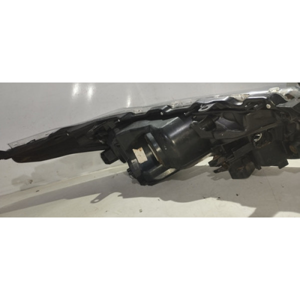 Farol Lado Esquerdo Toyota Corolla 2015