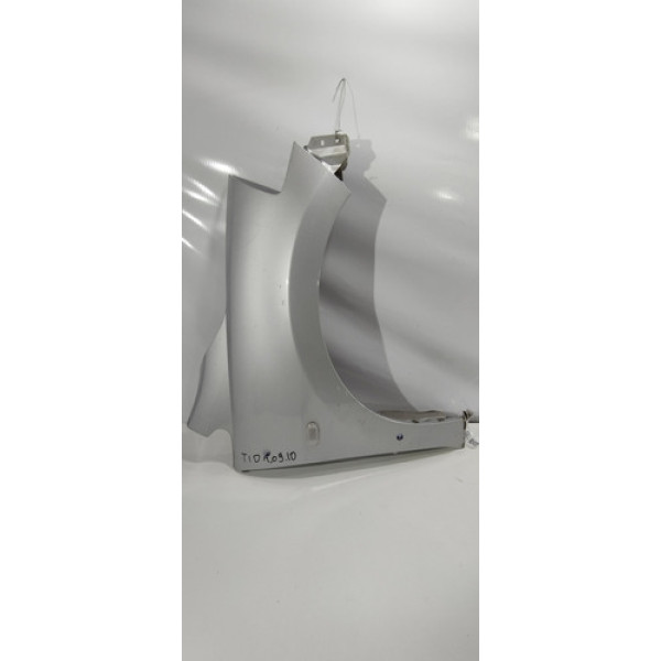 Paralama Lado Direito Nissan  Tida 2010 