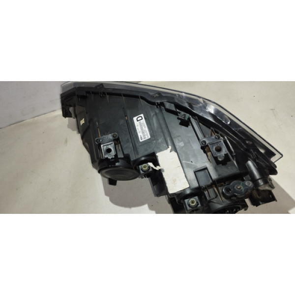 Farol Lado Direito Volkswagen Polo Virtus 