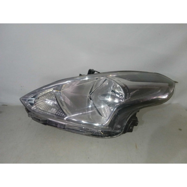 Farol Lado Esquerdo Nissan Versa 2017 Recuperado
