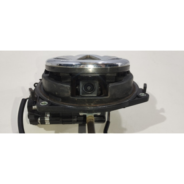 Trava Da Tampa Da Mala Com Logo E Câmera Vw Passat 2010