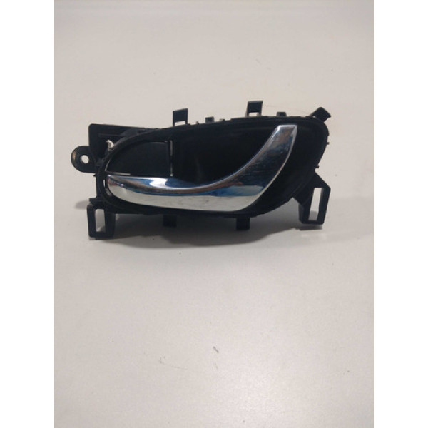 Maçaneta Interna Dianteira Esquerda Nissan Sentra 2015