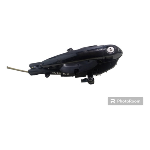 Maçaneta Externa Dianteira Esquerda 320i 2012