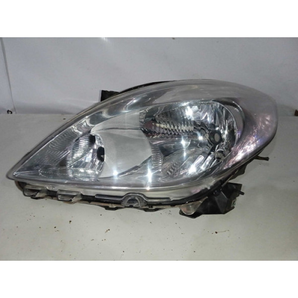 Farol Lado Esquerdo Nissan Versa 2012 Recuperado