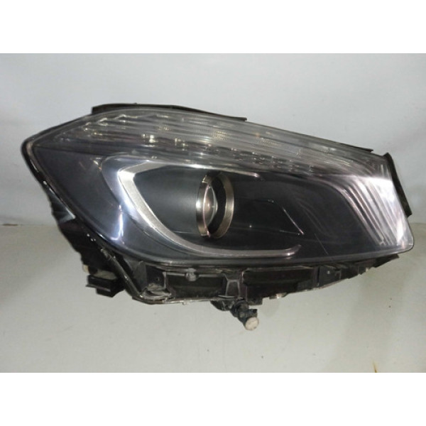 Farol Lado Direito Mercedes A200 2015 