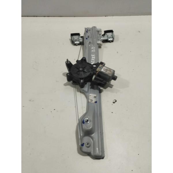 Máquina De Vidro Dianteira Direita Chevrolet Tracker 2021