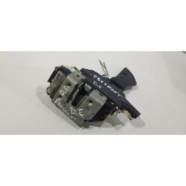 Fechadura Dianteira Esquerda Fiat Freemont 2012