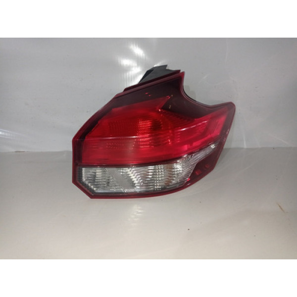 Lanterna Lado Direito Nissan Kicks 2018