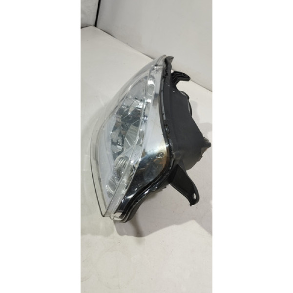 Farol Lado Direito Gm Classic 2010 Recuperado 