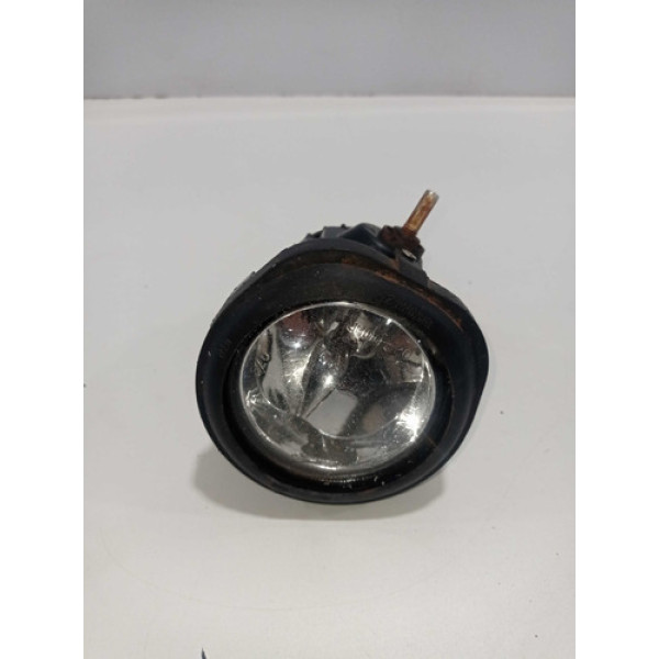 Farol De Milha Lado Direito Fiat Strada 2012