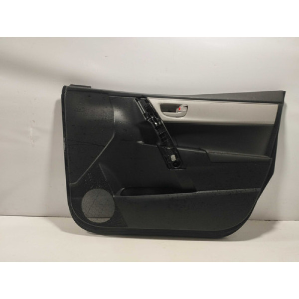 Forro De Porta Dianteiro Direita Toyota Corolla 2017