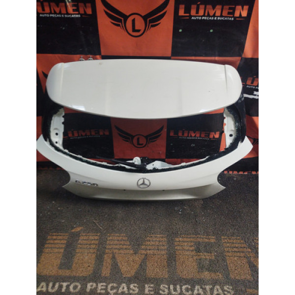 Tampa Do Porta Malas Mercedes Benz A250 Sport 2016