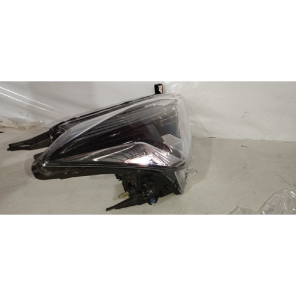 Farol Lado Direito Nissan Kicks S/led 